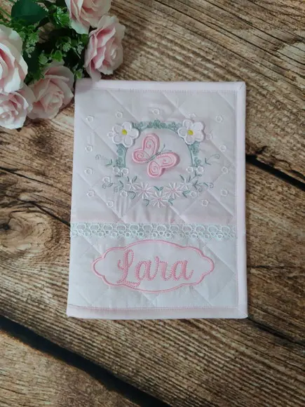 Capa de Cardeneta de Vacinação com Bordado Personalizado