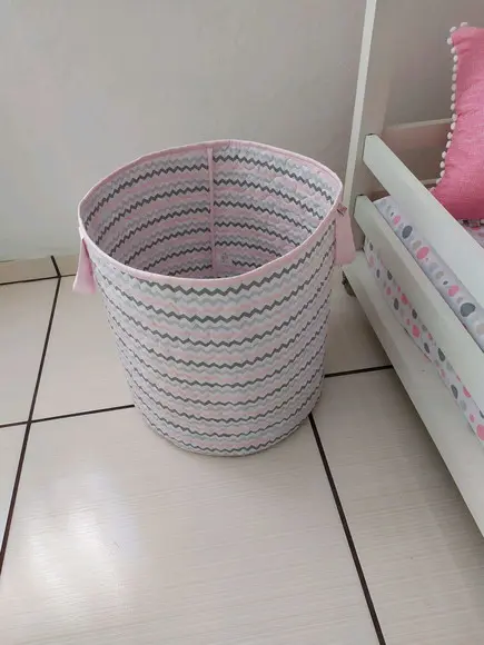 Cesto organizador de brinquedos