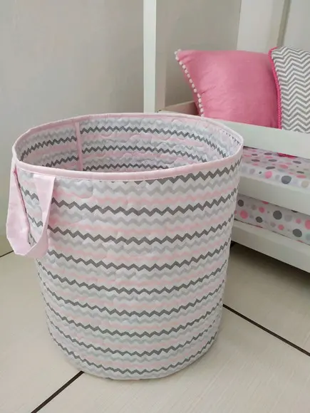 Cesto organizador de brinquedos