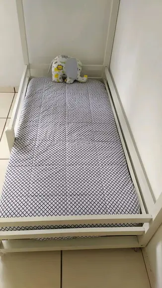 colcha de elastico dupla face para mini cama