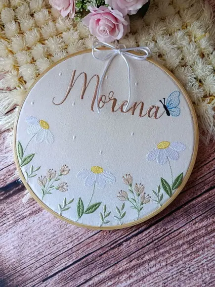 Enfeite Porta Maternidade Bordado Bastidor Jardim Encantado