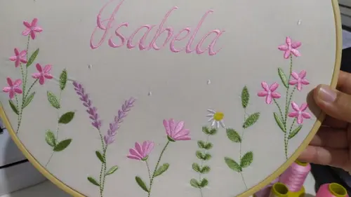 Enfeite Porta Maternidade Bordado Bastidor Jardim Encantado