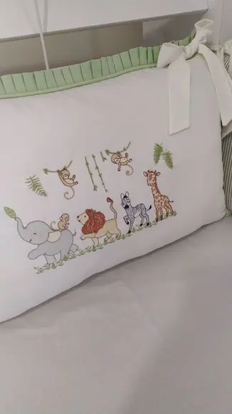 Kit de Berço 7 Peças Padrão Americano Safari Bordado
