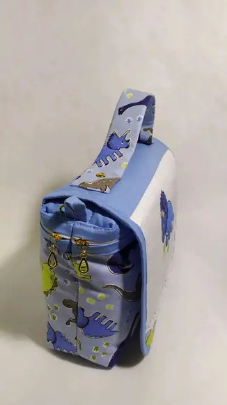 Nécessaire Porta Fraldas e Lenços Personalizada com Aba