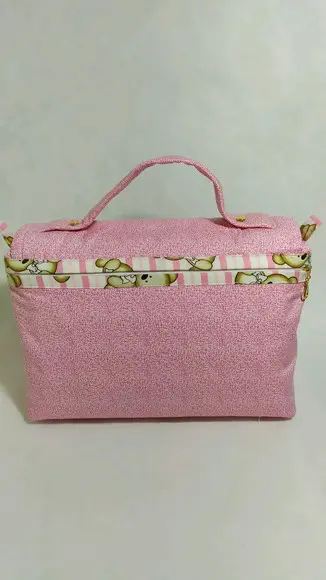 Nécessaire Porta Fraldas e Lenços Personalizada com Aba