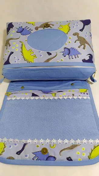 Nécessaire Porta Fraldas e Lenços Personalizada com Aba