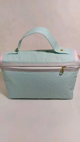 Nécessaire Porta Fraldas e Lenços Personalizada com Aba