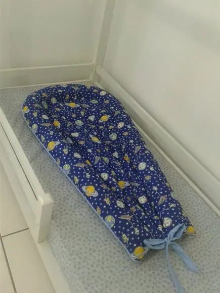 Ninho para Bebê de 6 a 12 Meses Acolchoado Dentro