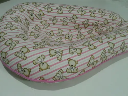 Ninho Redutor de Berço para Bebê Detalhe Rosa Modeu U Urso