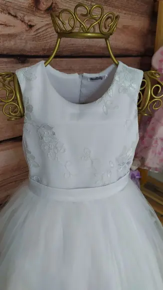 Vestido de Renda e Tule para Daminha de Honra