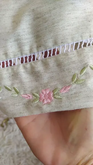 Vestido Infantil Bordado em Tecido de Algodao Forrado