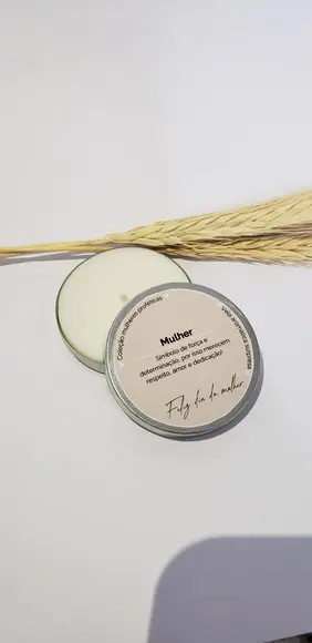 Vela na Latinha Lembrancinha Dia da Mulher 20g