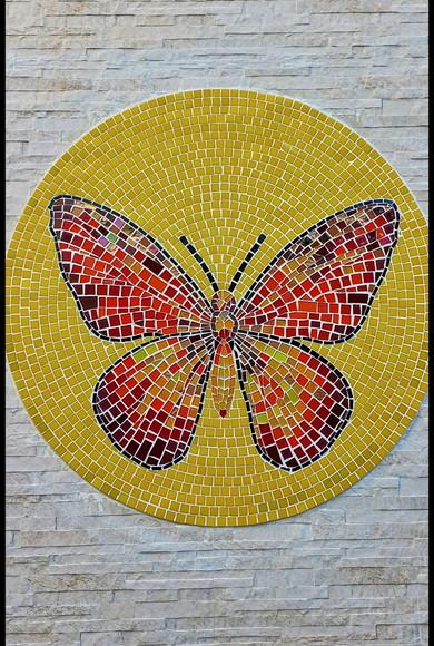 Borboleta em Mosaico em Tela (fixação em Área Externa)