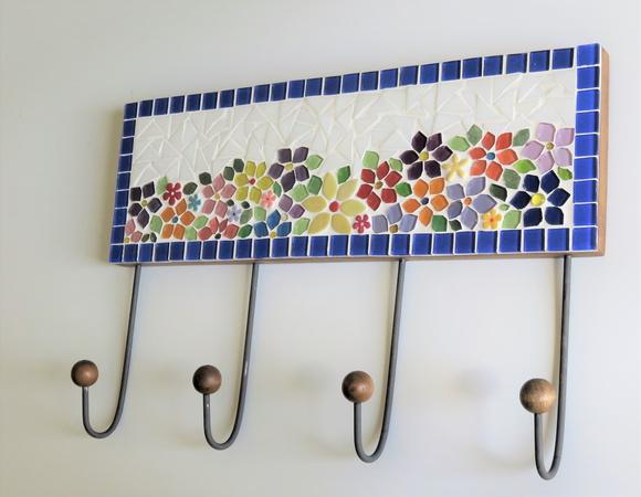Cabideiro em Mosaico Floral 4 Ganchos