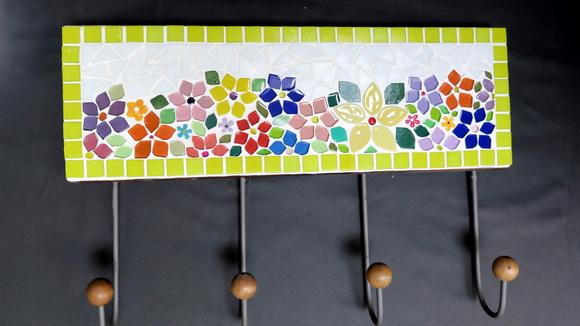 Cabideiro em Mosaico Floral 4 Ganchos