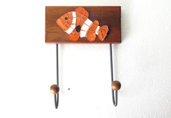Cabideiro em mosaico Peixe Nemo