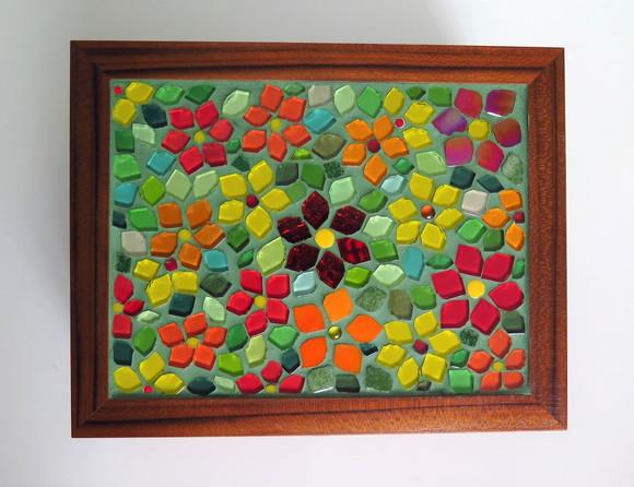 Caixa de Costura em Mosaico Flores