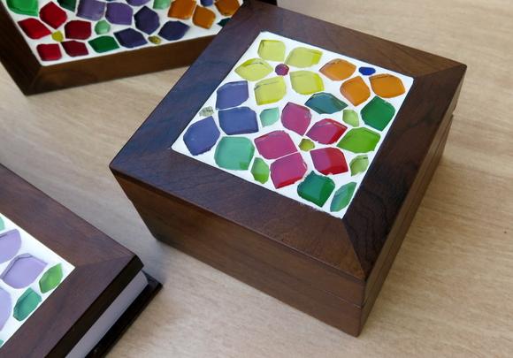 Caixa Porta Clips em Mosaico Floral