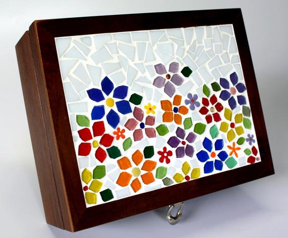 Caixa Porta Maquiagem em Mosaico