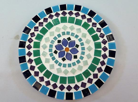 Descanso de Panelas em Mosaico Mandala Floral