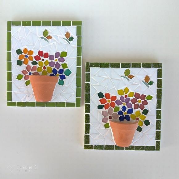 Duo de Quadrinhos Florido em Mosaico