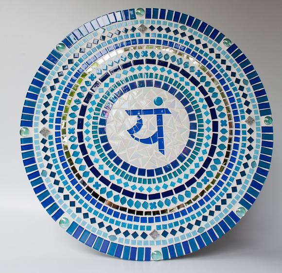 Mandala Chakra Cardíaco em Mosaico