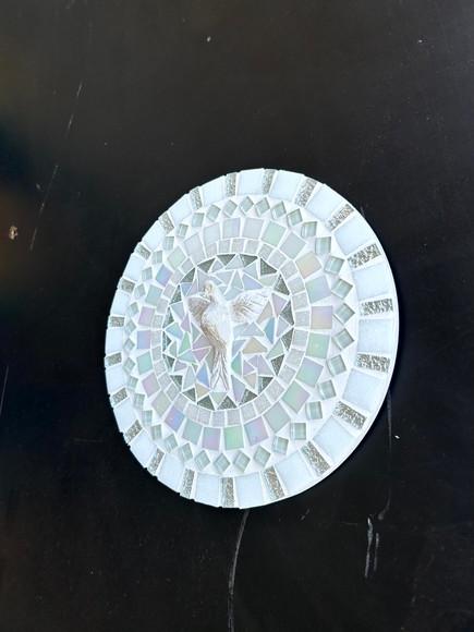 Mandala Divino em Mosaico Branca e Prata