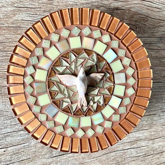Mandala Divino Espírito Mosaico Tons Terra