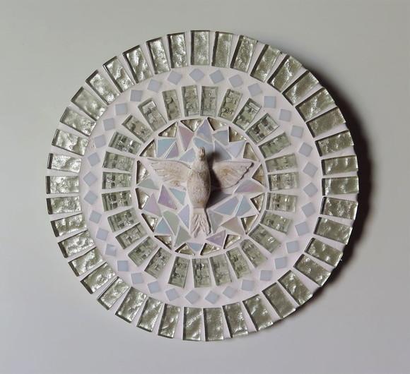 Mandala Divino Espírito Santo Branca 20 cm