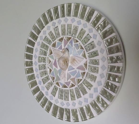 Mandala Divino Espírito Santo Branca 20 cm