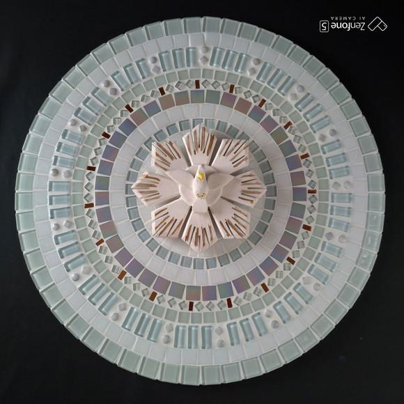 Mandala Divino Espírito Santo Branca 50