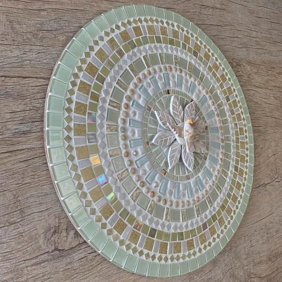Mandala Divino Espírito Santo Branca em Mosaico