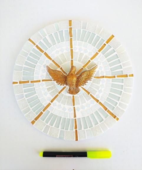 Mandala Divino Espírito Santo Branca e Dourada