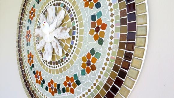 Mandala Divino Espírito Santo em Mosaico