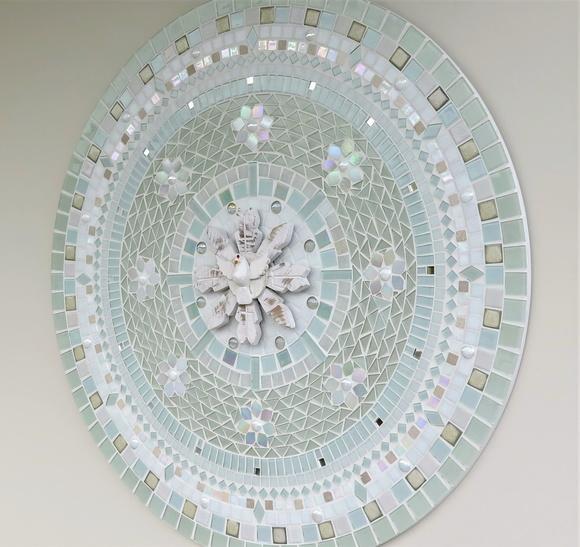 Mandala Divino Espírito Santo em Mosaico 80
