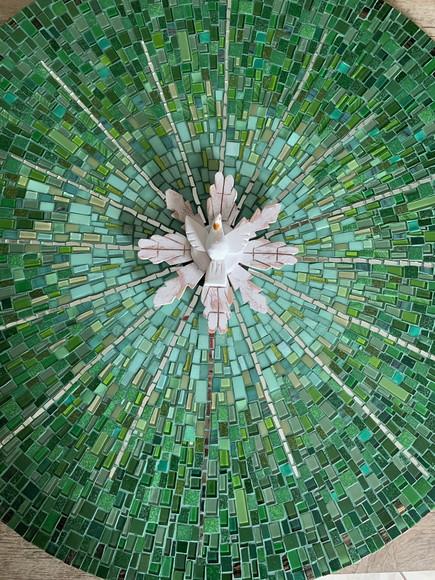 Mandala Divino Espírito Santo em Mosaico Raios Verde