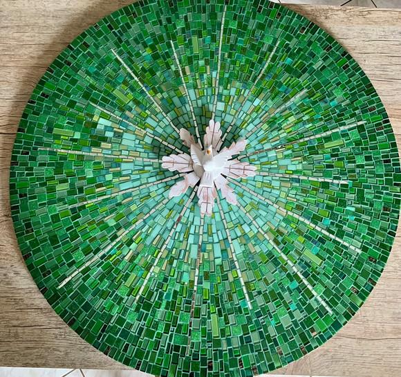 Mandala Divino Espírito Santo em Mosaico Raios Verde
