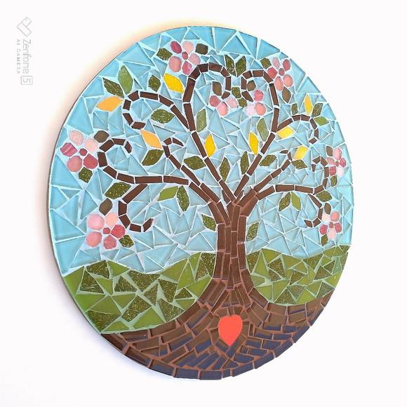 Mandala em Mosaico Árvore da Vida Coração Flor