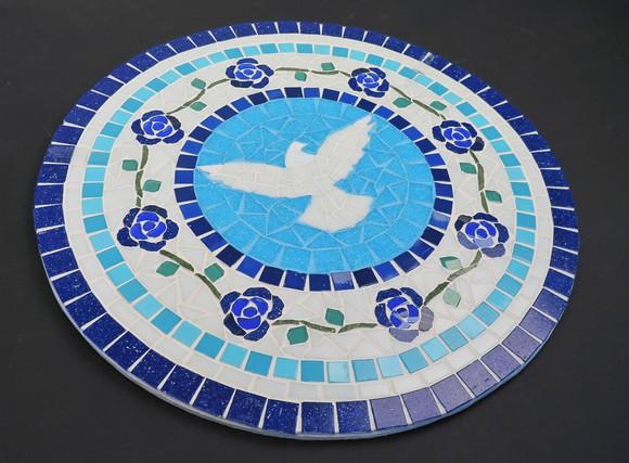 Mandala em Mosaico Divino