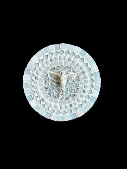 Mandala em Mosaico Divino Espírito Santo