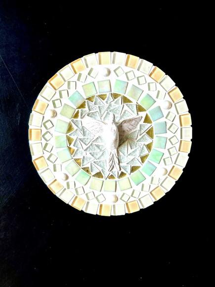 Mandala em Mosaico Divino Espírito Santo