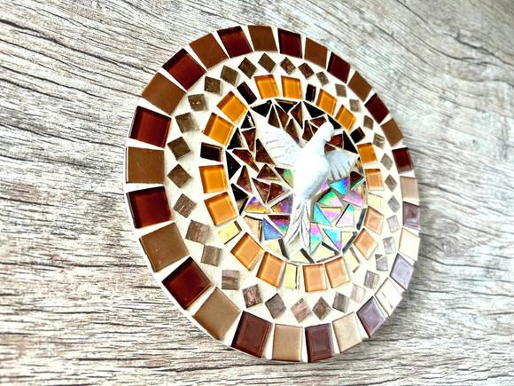 Mandala em Mosaico Divino Espírito Santo