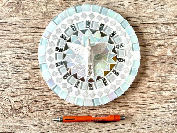 Mandala em Mosaico Divino Espírito Santo
