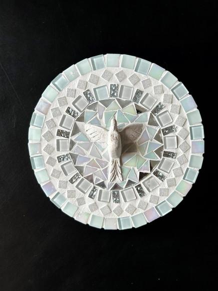 Mandala em Mosaico Divino Espírito Santo