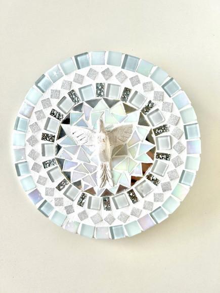 Mandala em Mosaico Divino Espírito Santo