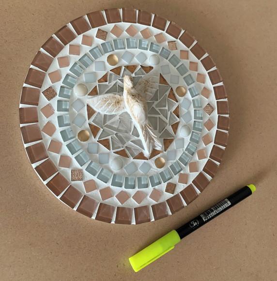 Mandala em Mosaico Divino Espírito Santo