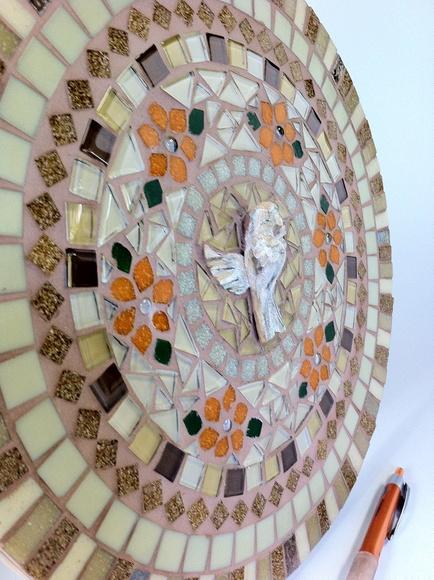 Mandala em Mosaico Divino Espírito Santo