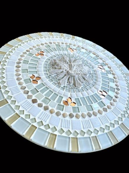 Mandala em Mosaico Divino Espírito Santo Branca