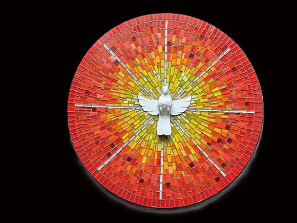 Mandala em Mosaico Divino Espírito Santo Raios 60