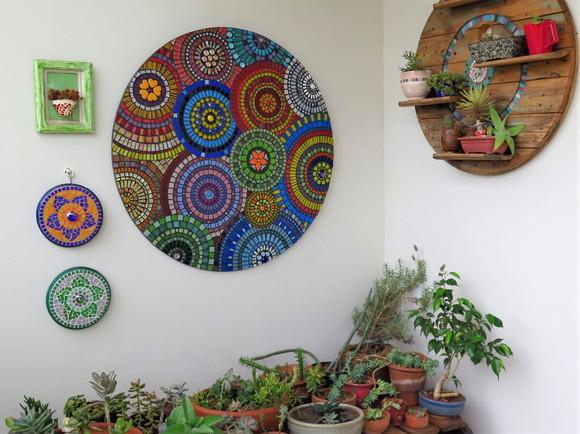 Mandala em Mosaico Multicolorida